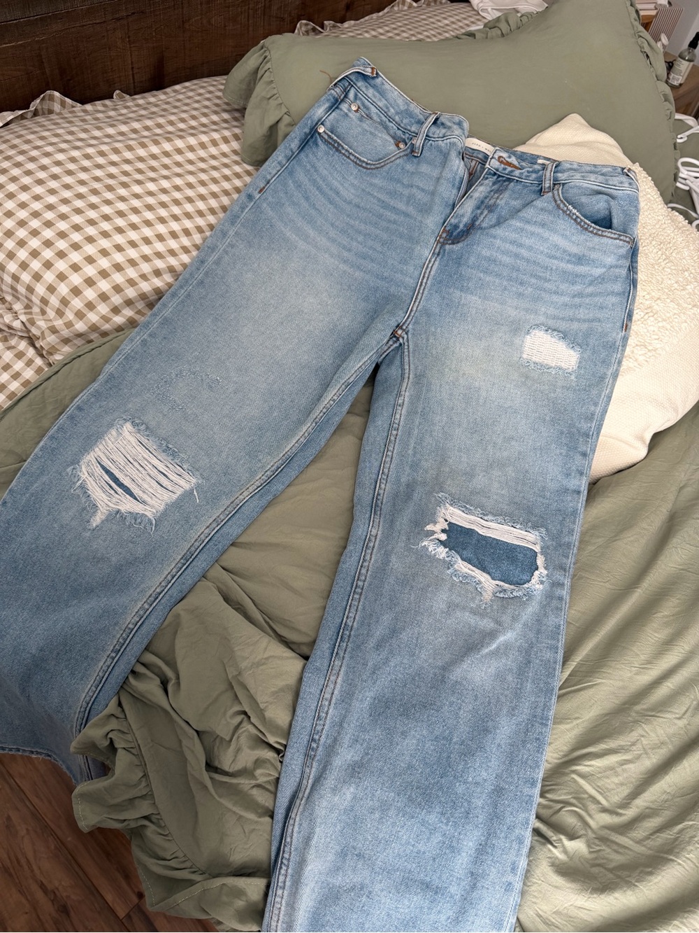 High-Rise Light Blue Distressed Women’s Jeans